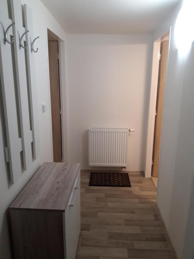 Apartman Plasy Bagian luar foto